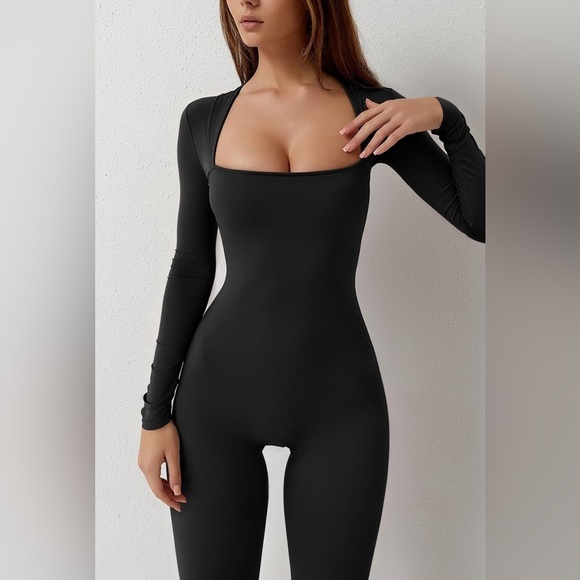 Jumpsuit - Picture 4 of 4